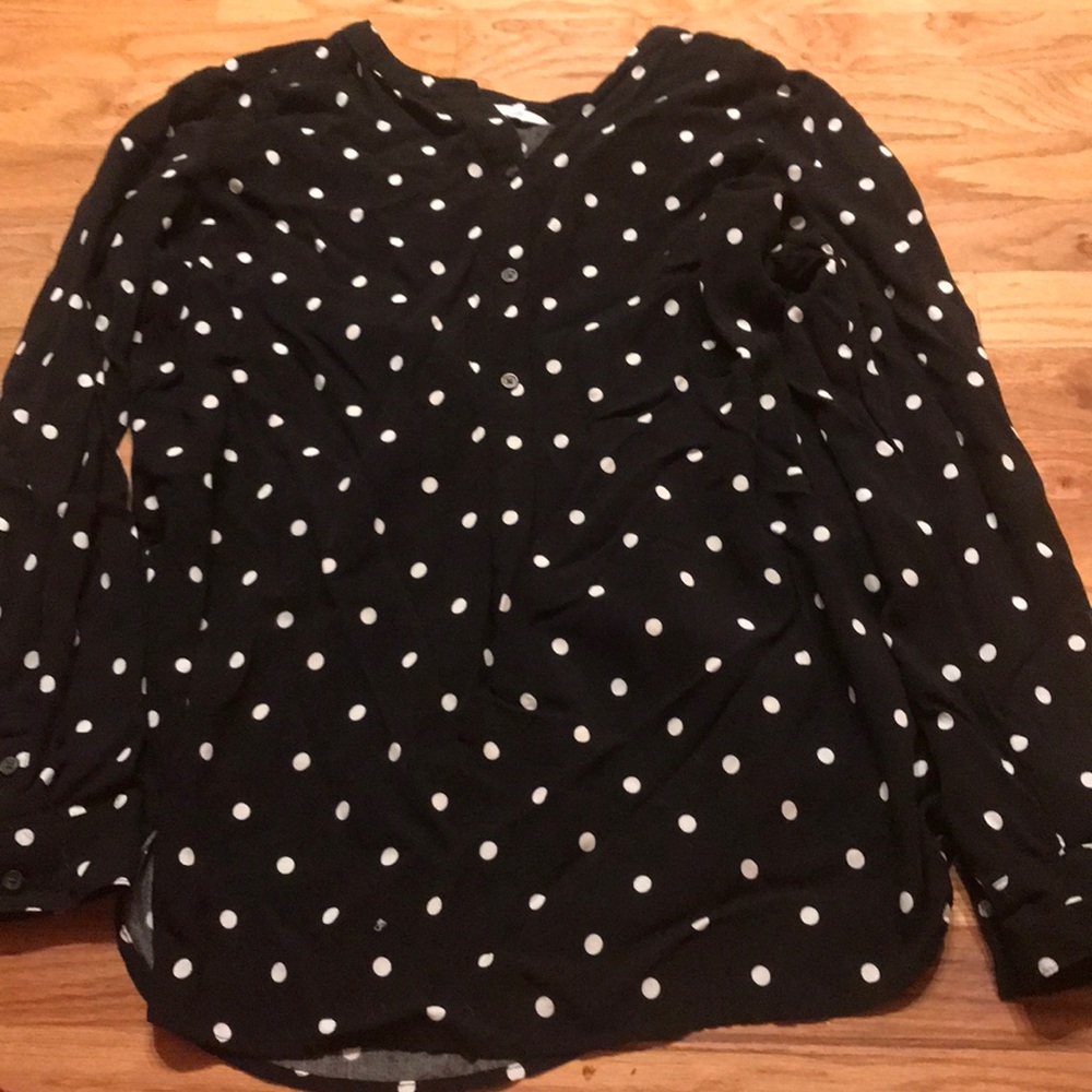 Old Navy Polka Dot button blouse